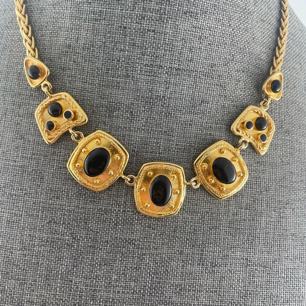 Vintage Vendome. Elegant Gold and Black Women's Necklace